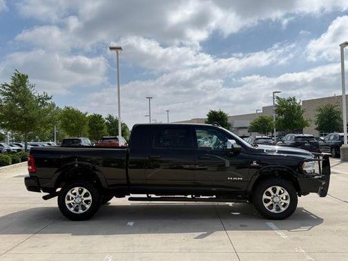 Diamond Black 2022 RAM 2500 Laramie