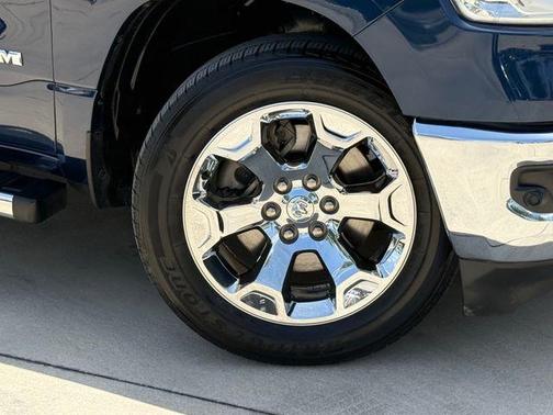 Patriot Blue Pearlcoat 2019 RAM 1500 Big Horn