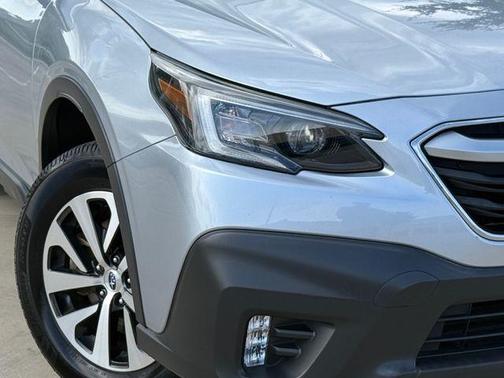 Ice Silver Metallic 2022 Subaru Outback Premium