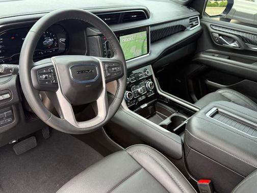 Sterling 2024 GMC Yukon XL Denali