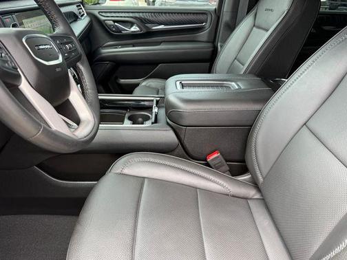 Sterling 2024 GMC Yukon XL Denali