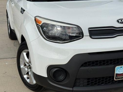 Clear White 2017 Kia Soul Base