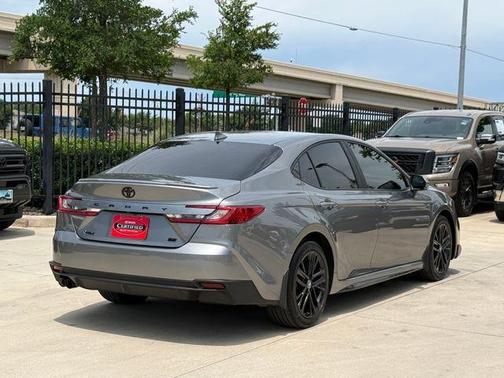 Metal 2026 Toyota Camry SE
