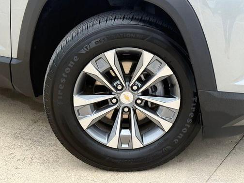 Sterling Gray Metallic 2025 Chevrolet Equinox LT