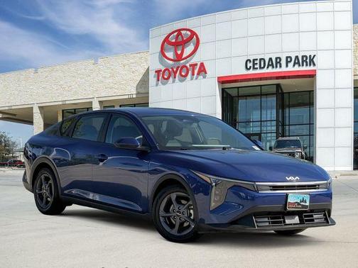 Deep Sea Blue 2025 Kia K4