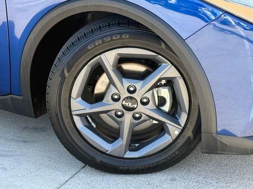 Deep Sea Blue 2025 Kia K4