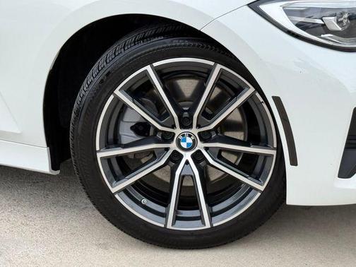 Alpine White 2019 BMW 330 i
