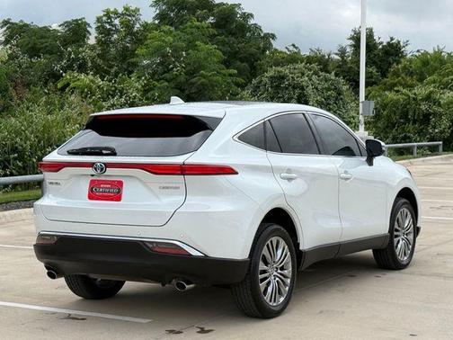 Pearl 2024 Toyota Venza Limited