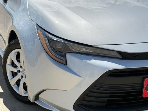 Classic Silver Metallic 2025 Toyota Corolla LE
