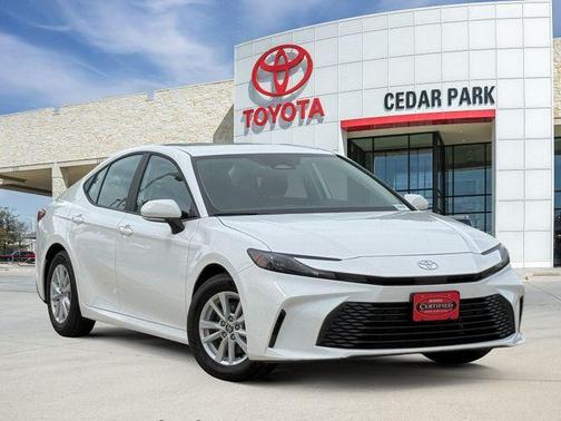 Ice 2026 Toyota Camry LE
