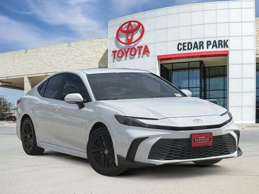 Ice 2025 Toyota Camry SE