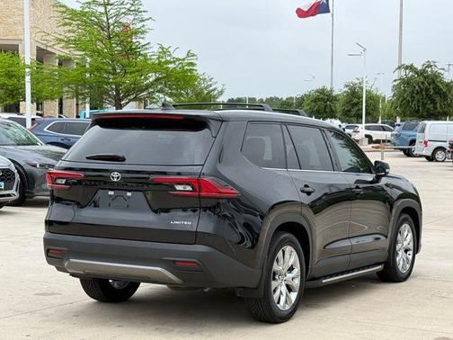 Midnight Black Metallic 2026 Toyota Grand Highlander LIMITED