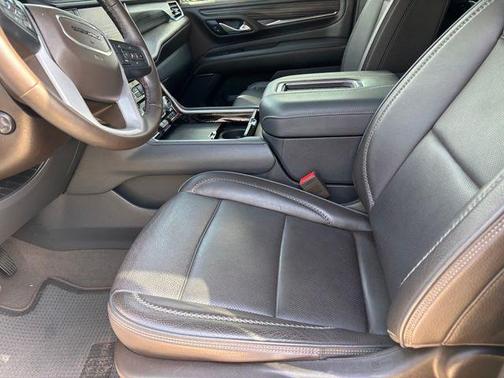 White Frost 2023 GMC Yukon XL Denali