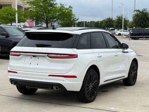 White Metallic 2023 Lincoln Corsair Reserve