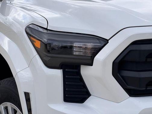 Ice 2026 Toyota Tacoma SR5