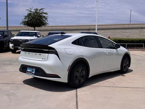 Desert Wind 2026 Toyota Prius Plug-In Hybrid SE