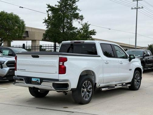 Summit White 2021 Chevrolet Silverado 1500 LT