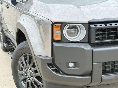 Meteorite 2026 Toyota Land Cruiser 1958