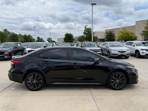 Midnight Black Metallic 2023 Toyota Corolla SE