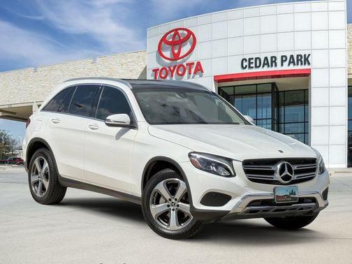 Polar White 2019 Mercedes-Benz GLC 300 Base