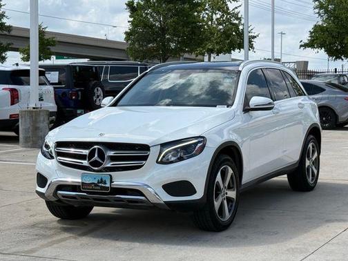 Polar White 2019 Mercedes-Benz GLC 300 Base