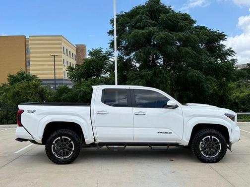 Ice 2026 Toyota Tacoma TRD Sport