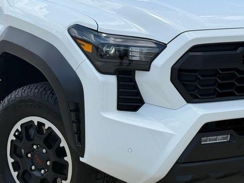 Ice 2024 Toyota Tacoma TRD Off Road