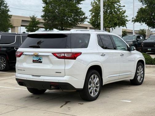 Pearl 2018 Chevrolet Traverse Premier