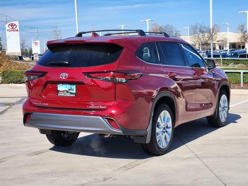 2026 Toyota Highlander Limited