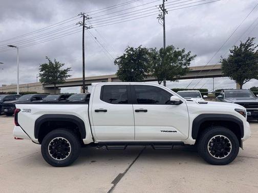 Ice 2026 Toyota Tacoma Hybrid TRD Off Road