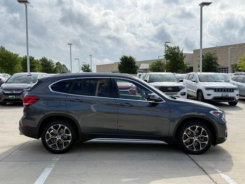 Mineral Gray Metallic 2022 BMW X1 sDrive28i