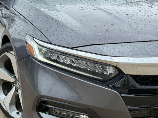 2018 Honda Accord Touring 2.0T