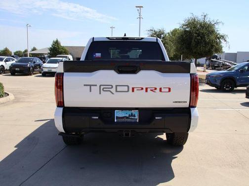 Ice 2026 Toyota Tundra Hybrid TRD Pro