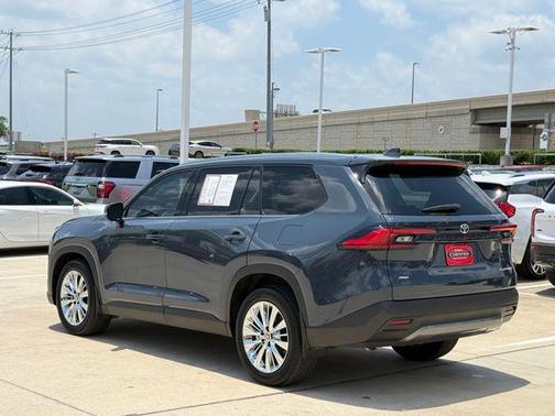 Storm 2024 Toyota Grand Highlander