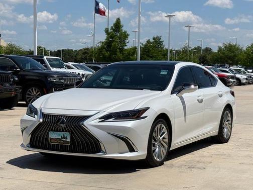 White Pearl 2019 Lexus ES 350 Ultra Luxury