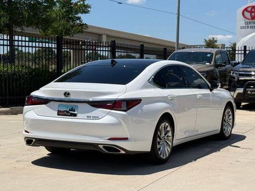White Pearl 2019 Lexus ES 350 Ultra Luxury