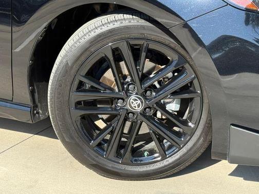 Midnight Black 2025 Toyota Camry SE