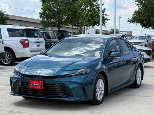 Ocean 2025 Toyota Camry LE