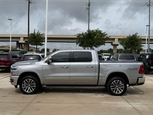 Billet Silver Metallic 2025 RAM 1500 Limited