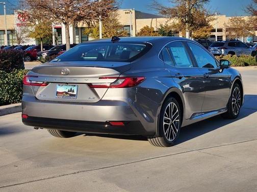 Metal 2026 Toyota Camry XLE