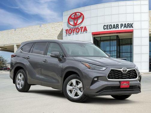 Magnetic Gray 2024 Toyota Highlander LE