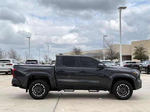 2024 Toyota Tacoma TRD Off Road