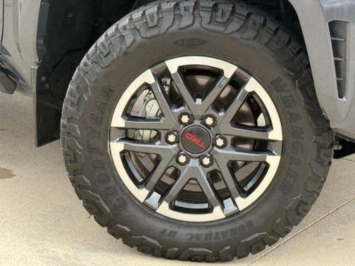 2024 Toyota Tacoma TRD Off Road