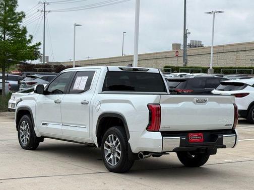 Pearl 2025 Toyota Tundra Hybrid 1794 Edition