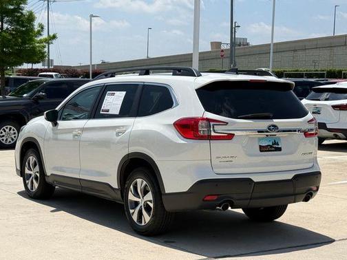 Crystal White Pearl 2025 Subaru Ascent Premium