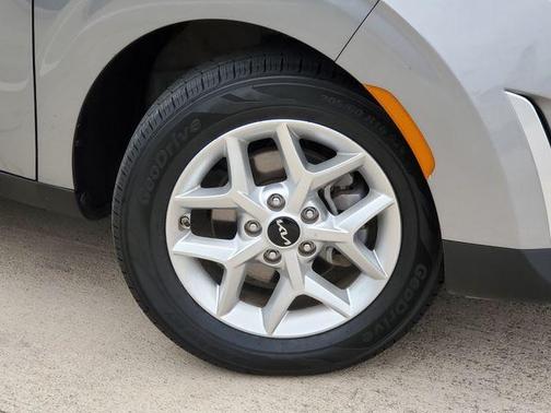 Steel Gray 2025 Kia Soul LX