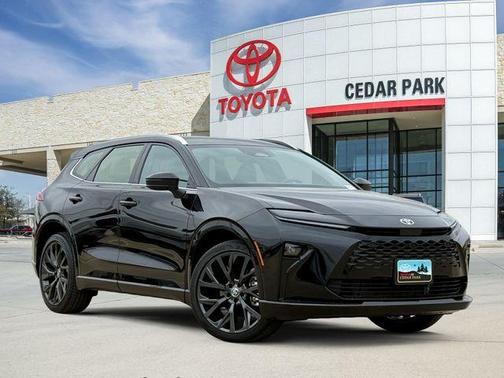 2025 Toyota Crown Signia LIMITED