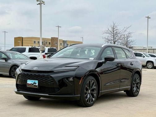 2025 Toyota Crown Signia LIMITED