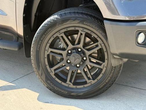 Magnetic Gray Metallic 2019 Toyota Tundra SR5 4.6L V8