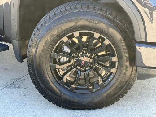 Titanium 2023 GMC Sierra 1500 AT4
